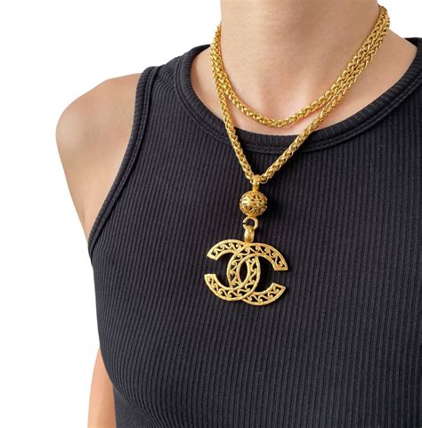 pendant chanel necklace|chanel necklace official website.